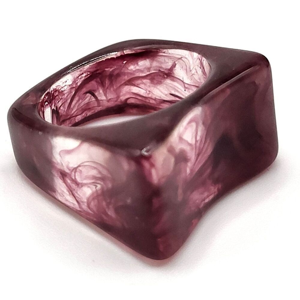 New Without Tags Pink Clear Chunky Ring Size 8.75